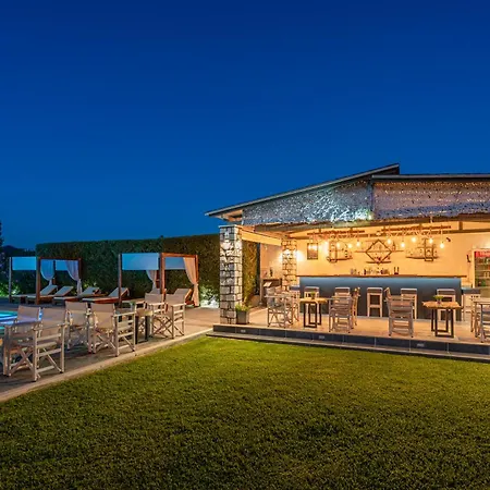 A Ponte & * Sykia Chalkidikis