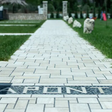 A Ponte & * Sykia Chalkidikis